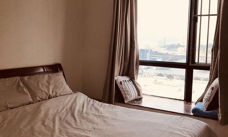Red Door Apartment At Guangzhou East Railway Guangzhou Book
